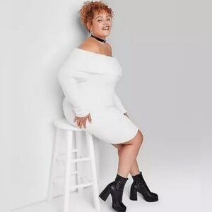 NWT Sweater Dress Women's Long Sleeve Knee Length -Wild Fable White